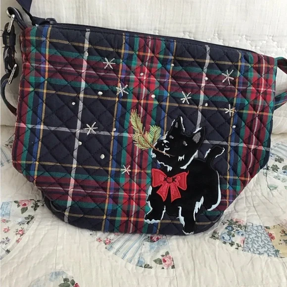 Vera Bradley Holiday Bucket Bag w/Scottie Dog - Picture 1 of 4